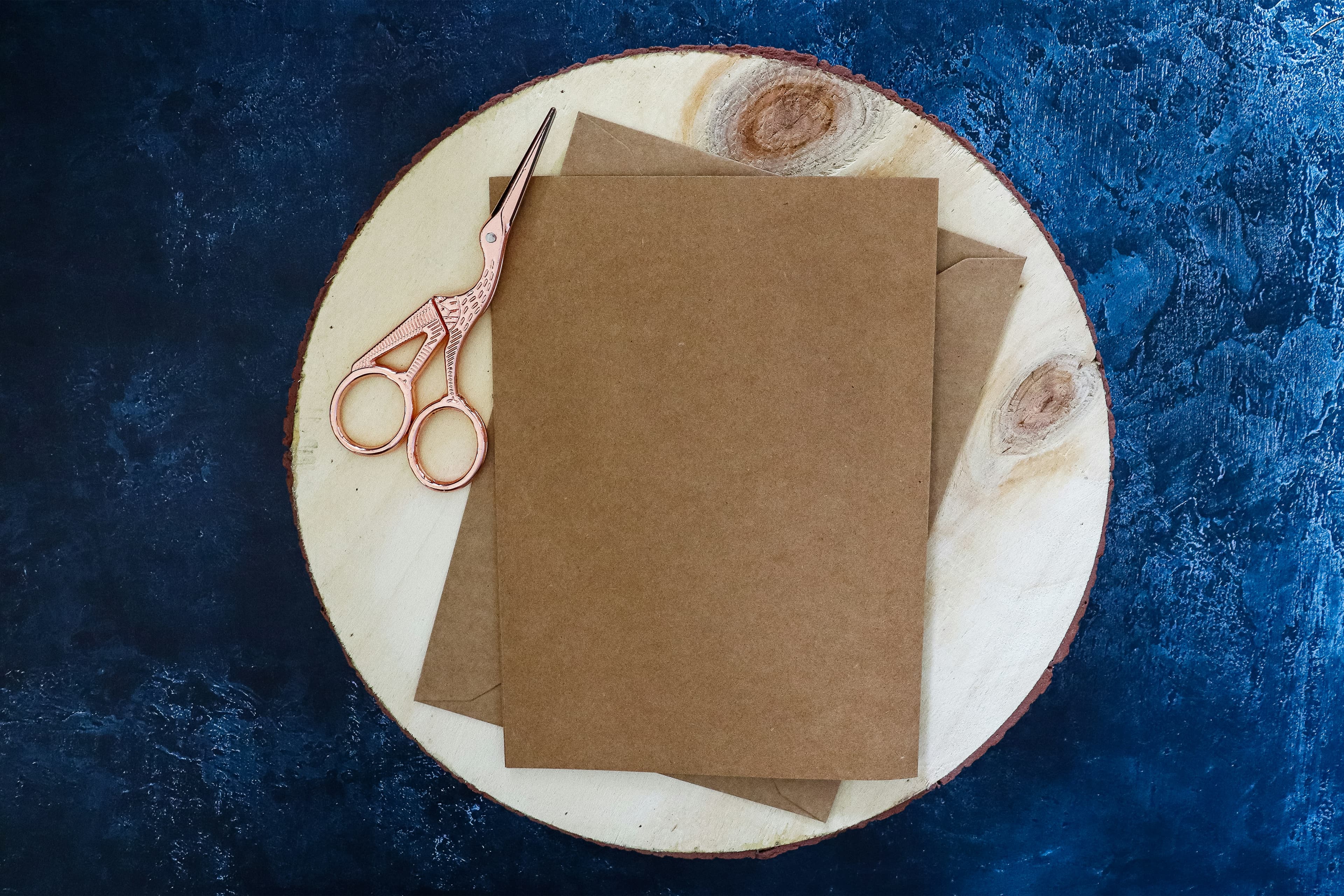 InviteHUB Background